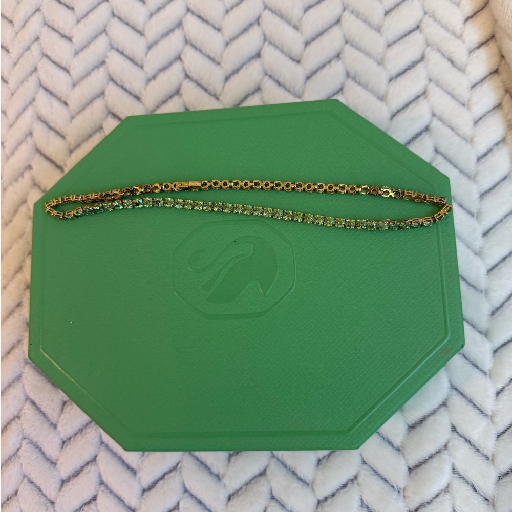 Swarovski Green Necklace Elegant Choker Jewelry - Picture 6 of 7